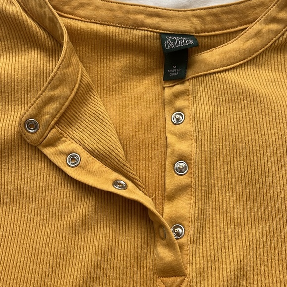 Wild Fable Knit Cropped Gold Mustard Yellow Long Sleeve Top Tee size Medium - Picture 7 of 8